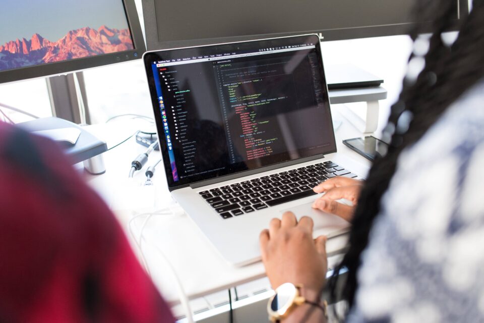 Que faire après un BTS informatique ?